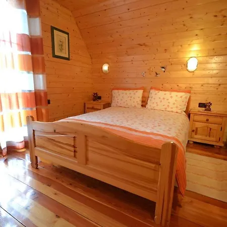 בית נופש House With A Parking Space Crni Lug, Gorski Kotar - 15058