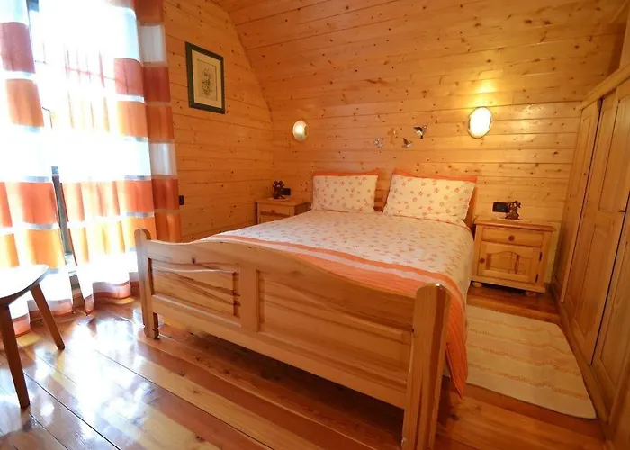 בית נופש House With A Parking Space Crni Lug, Gorski Kotar - 15058